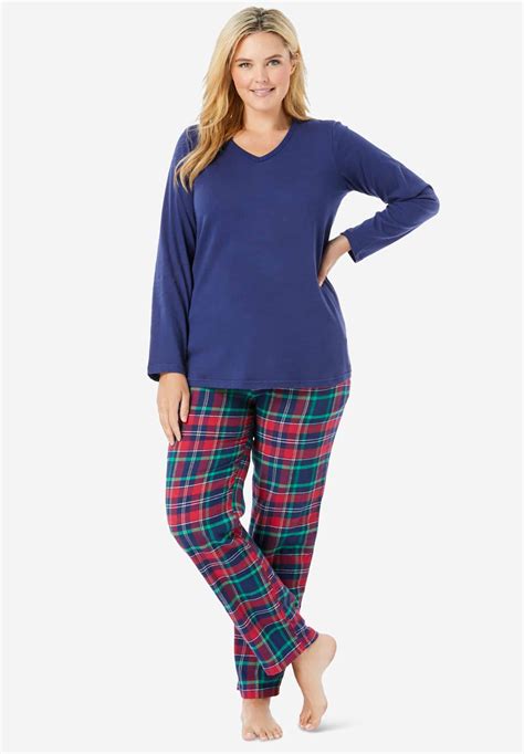 78 Plus Size Ugly Christmas Sweaters, Cardigans, PJs and more (and where to get them!) - CurvyPlus