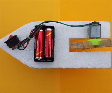 How to Make a Homemade Toy Boat With DC Motor - Instructables