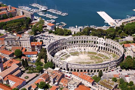 Pula Croatia – Din epoci romane pe plaje moderne - deWeekend