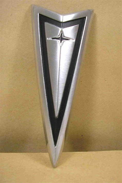 1967 Fullsize & GP & 1967-68 Firebird 400 Bumper Arrowhead emblem – CPR Parts