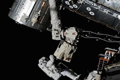 ISS astronauts take a spacewalk to install new camera system | The Financial Express