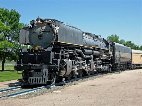 Union Pacific "Challenger" 3977 (1943) | Train, Scenic railroads, Train engines