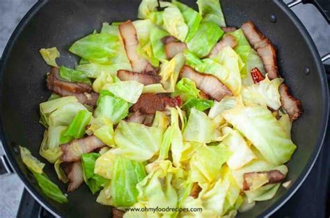 Chinese Cabbage Bacon Stir Fry - Oh My Food Recipes