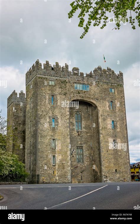 Bunratty castle in Ireland Stock Photo - Alamy