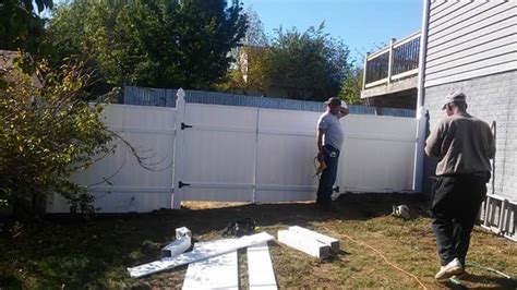 installing vinyl fencing - Good Time Handy Junk Removal