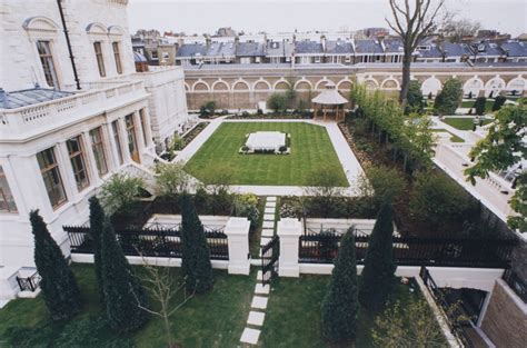 18 19 Kensington Palace Gardens London | Fasci Garden