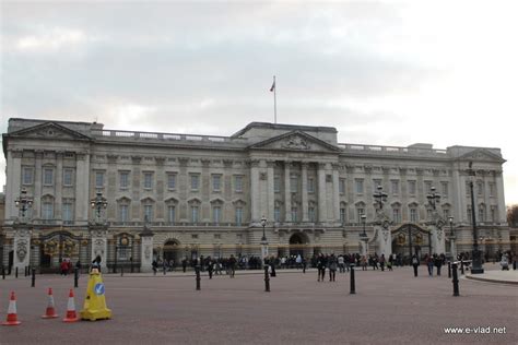 10 Best Historical Buildings In London | TouristBee