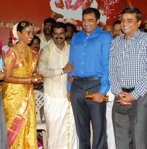 TAMIL CINEMA NEWS: Seeman Marriage stills