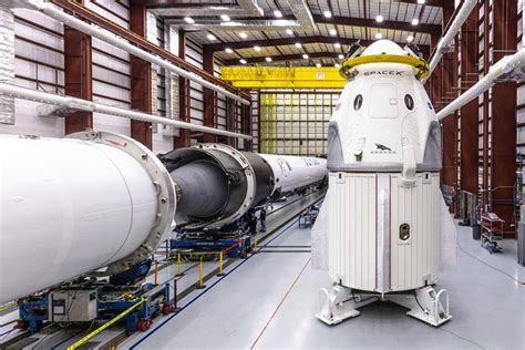 SpaceX’s Crew Dragon Spacecraft | WordlessTech