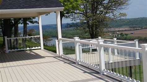 Glass Deck Railing Systems Ideas & Installation | Decks.com by Trex