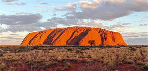 Uluru Kata Tjuta National Park Guide to Uluru & The Red Centre