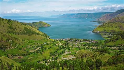 Lake Toba Made Easy: Experience the Beauty of Indonesia's Largest Volcanic Lake with ...