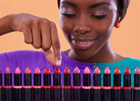 Lipstick Colors for African American Women | LoveToKnow