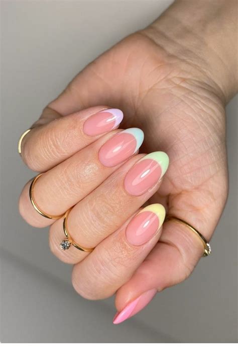 35 Cute Summer Pastel Nails With Almond shaped nails 2021!