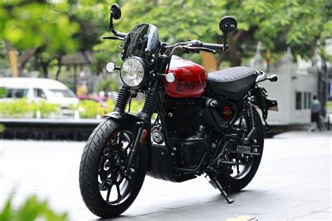 Royal Enfield Hunter 350 Accessories’ List In 6 Images | BikeDekho