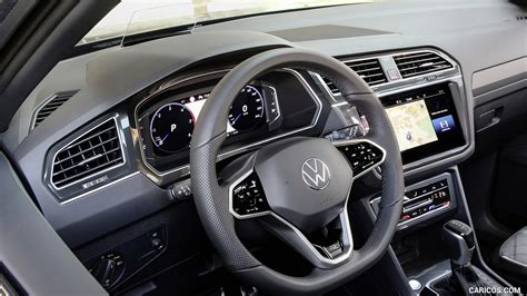 Volkswagen Tiguan | 2021MY R-Line | Interior