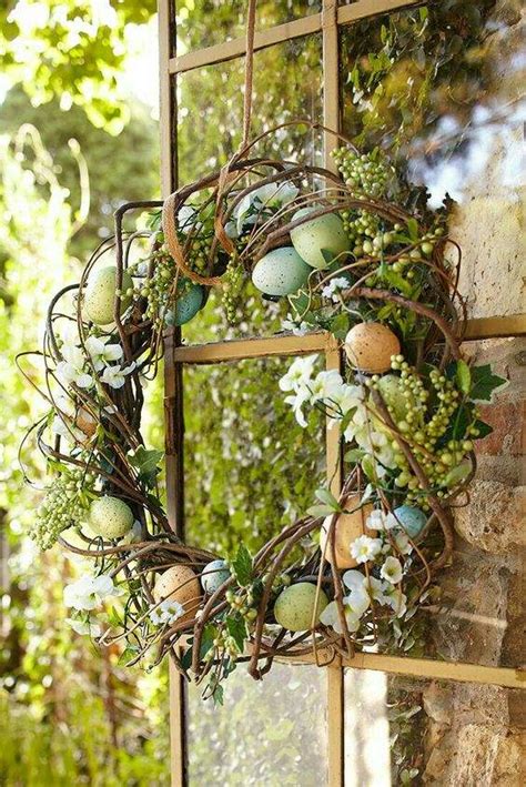 60 Easy DIY Easter Wreaths & Door Decorations You'd be Itching to Try Right Now - Hike n Dip