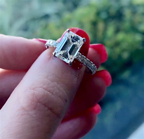 Emerald cut engagement rings - what you need to know