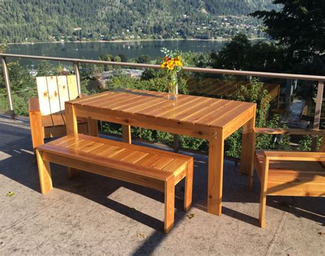 13 Durable DIY Outdoor Dining Tables - Shelterness