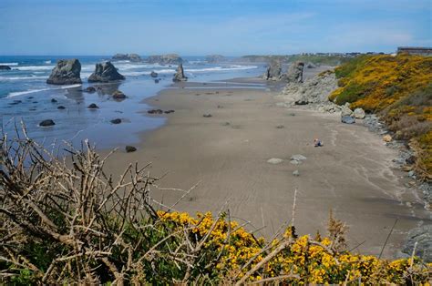 Beautiful Bandon Beach on the Oregon Coast