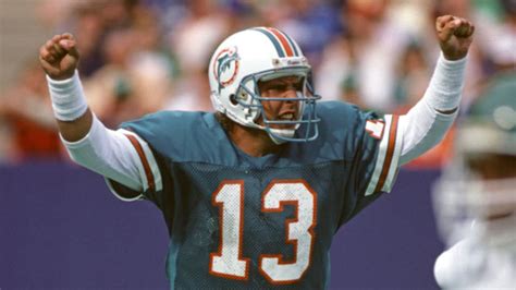 Miami Dolphins quarterback Dan Marino career highlights | NFL Legends