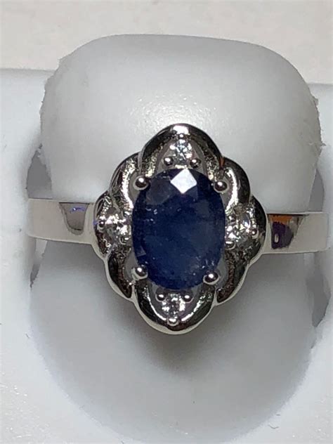 STERLING SILVER SAPPHIRE RING