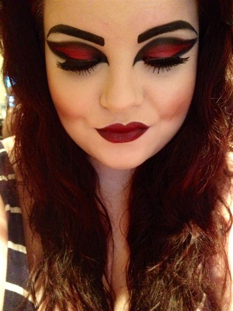 10 Trendy Vampire Makeup Ideas For Women 2024