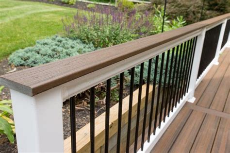 White Vinyl Railing With Black Balusters - Property & Real Estate for Rent