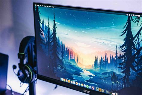 6 Best G-Sync Compatible Monitors [144 Hz]