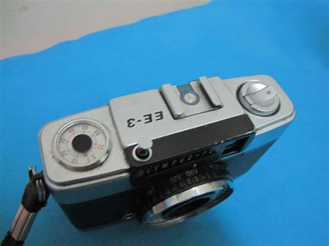 VINTAGE FILM CAMERAS: Olympus Pen EE3