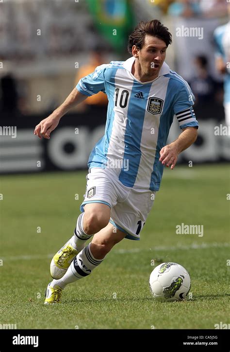 √ Argentina Jersey Black Messi - Copa America 2021 Argentina S Home Kit Revealed - Lionel messi ...