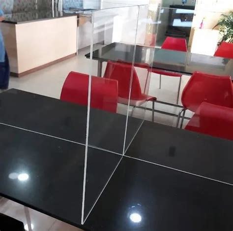 Acrylic Desk Partition in Daskroi, Ahmedabad, Vishwa Polymer | ID: 22358046912