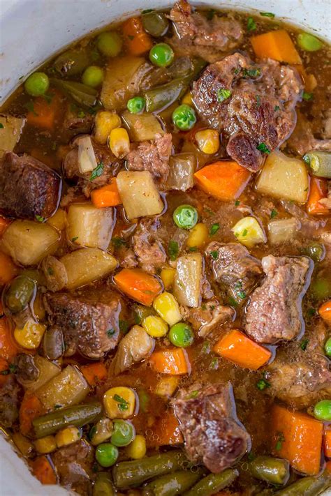 vegetable beef soup with cabbage