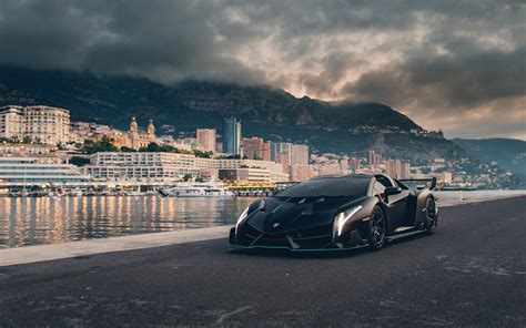 Lamborghini Veneno Roadster Wallpaper