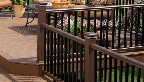 Deck Railing | Composite & Aluminum Deck Railing | TimberTech Europe