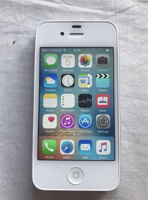 Apple iPhone 4s white 16gb lock to orange/EE/T-Mobile networks | in Swindon, Wiltshire | Gumtree