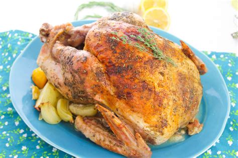 Classic Thanksgiving Whole Oven Roasted Turkey Recipe