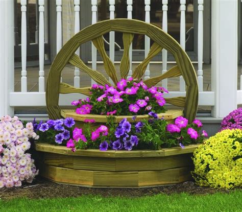 wagon wheel gardens images - Google Search | Large backyard landscaping, Garden decor, Wagon ...