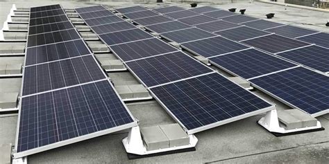 Solar Panels on Flat Roof | All You Need to Know – Helius Hub