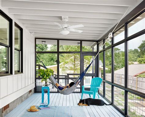 11 Screened-In Porch Decorating Ideas