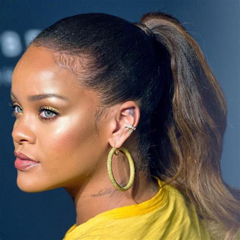 Rihanna's Latest Beauty And Skincare Tips | FabWoman