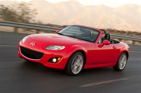 Fiat, Mazda finalize deal to jointly build convertible two-seater sports cars | CTV News