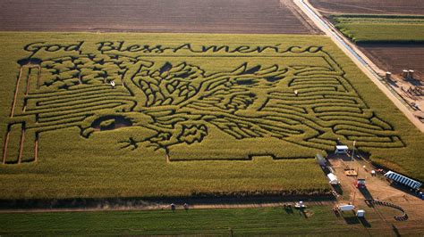 12 Secrets of Corn Maze Designers | Maze design, Maze, Corn maze