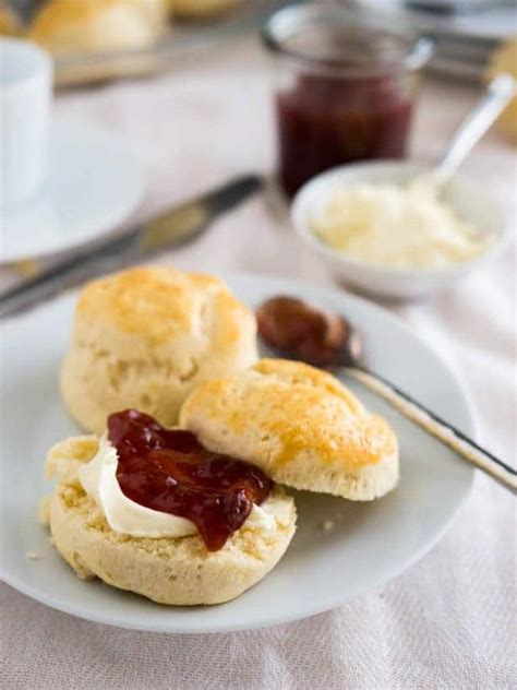 Easy English Scones Recipe with Jam & Clotted Cream