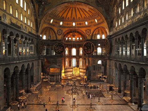 Hagia Sophia of Istanbul Turkey : Photos, Facts & Visitors Information