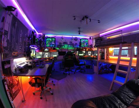 9 Amazing PC gaming battle stations | MyGaming