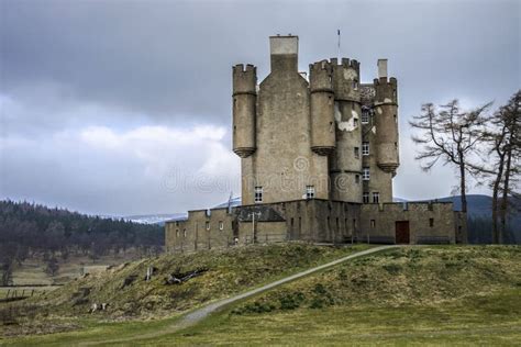 Braemar Castle, Aberdeenshire, Scotland, UK Editorial Image - Image of history, mountains: 138787240