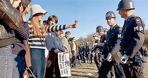 33 Summer Of Love Photos That Capture Hippies At Their Height