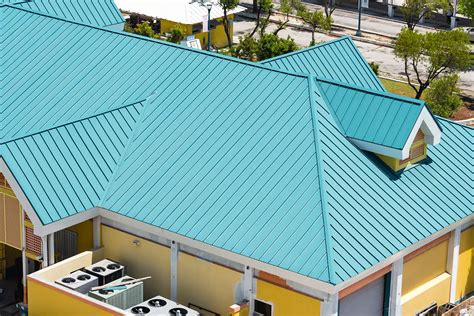 Mastering Metal Roof Ridge Cap Installation: Tips and Tricks for Contractors