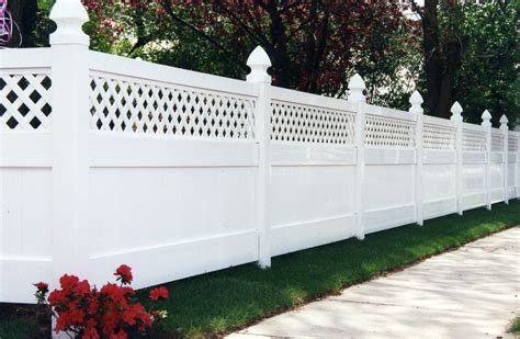 Privacy Fence Styles – Country Estate Vinyl Fence